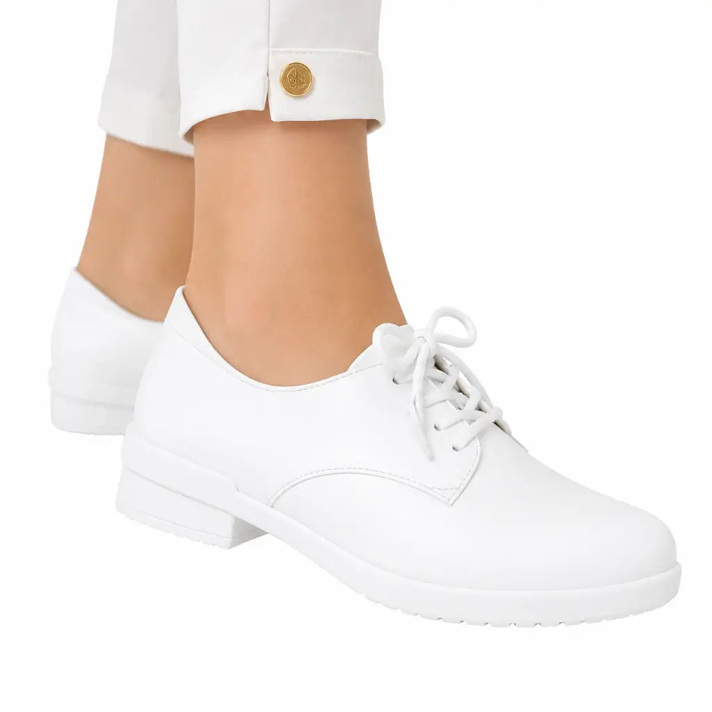 Sapato Feminino Branco Verniz