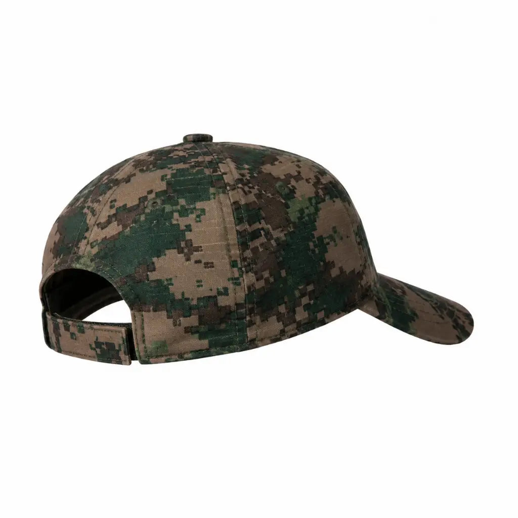 Gorro Multproposito Padrão: boné camuflado pixelado em vista lateral com fecho regulável