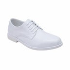 Sapato Oxford branco com cadarços, design clássico e elegante