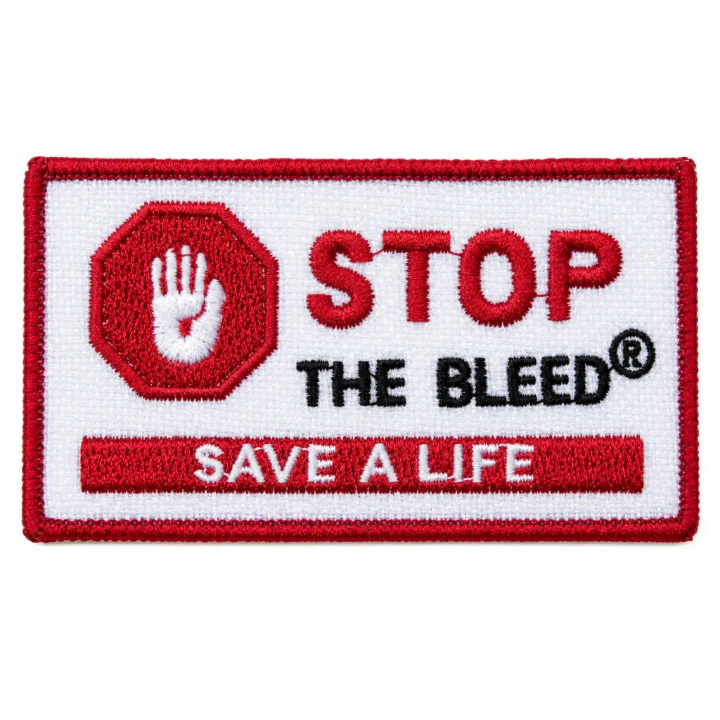 Patch retangular Stop The Bleed com mão estilizada e borda vermelha