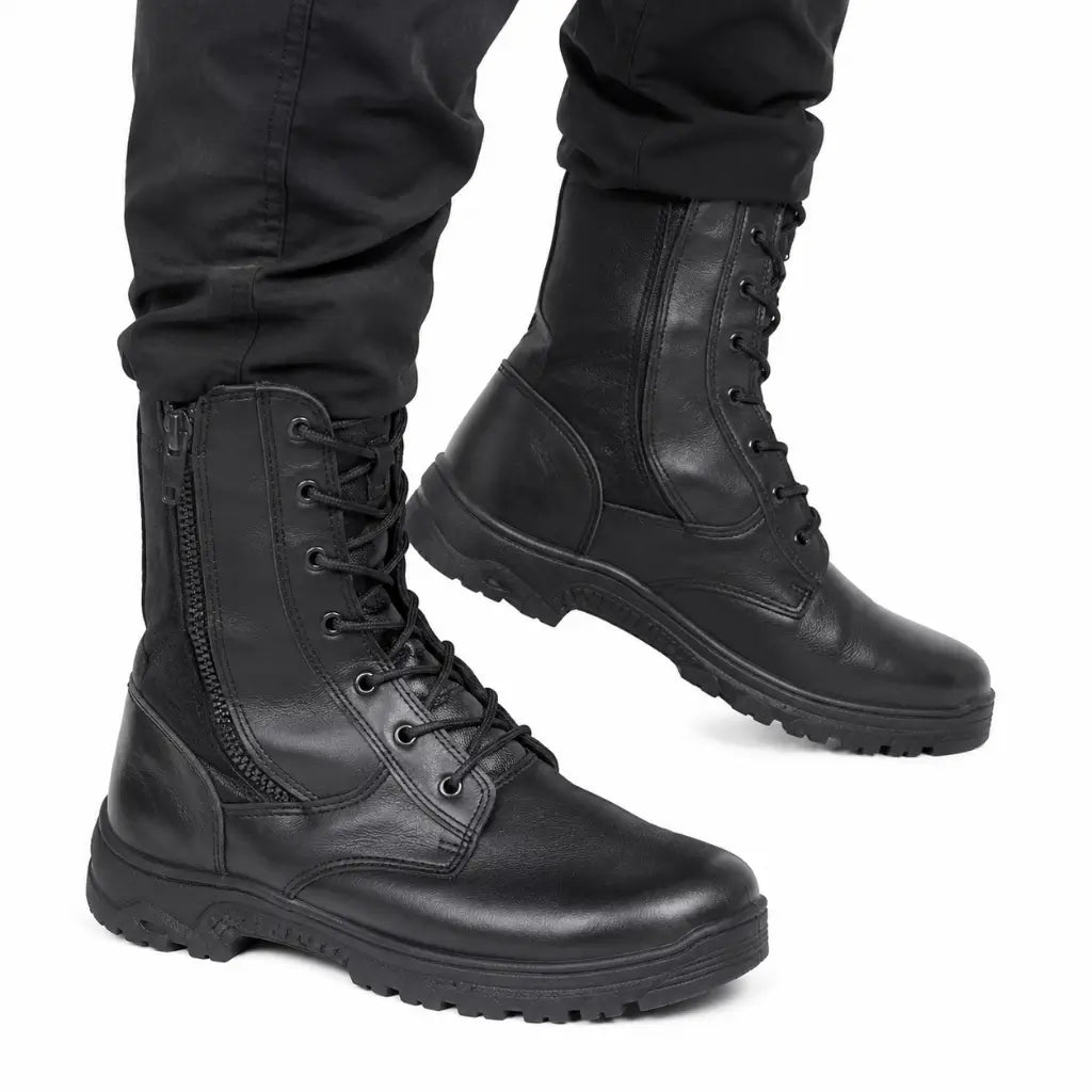 Par de Coturno Tcs Preto Zíper Ca33519 cano alto com zíper lateral e solado antiderrapante