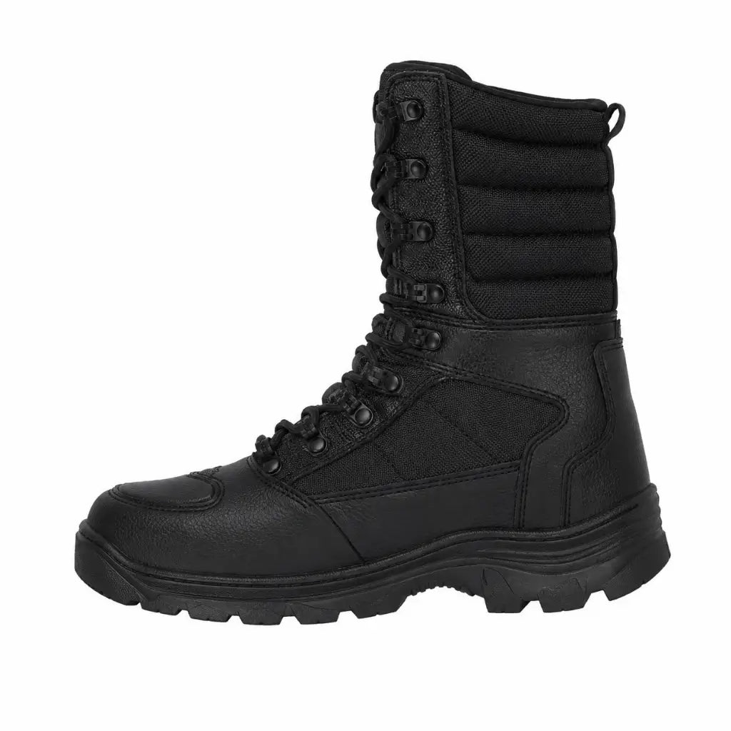 Coturno Militar Azimute Preto par de botas pretas cano acolchoado com cadarços e sola emborrachada