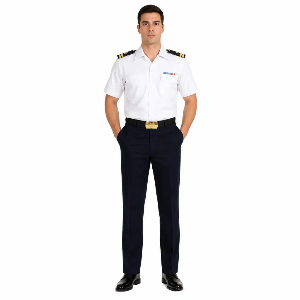 Uniforme militar azul-marinho com cinto preto e Fivela Latão Dourada Engenharia Naval dourada