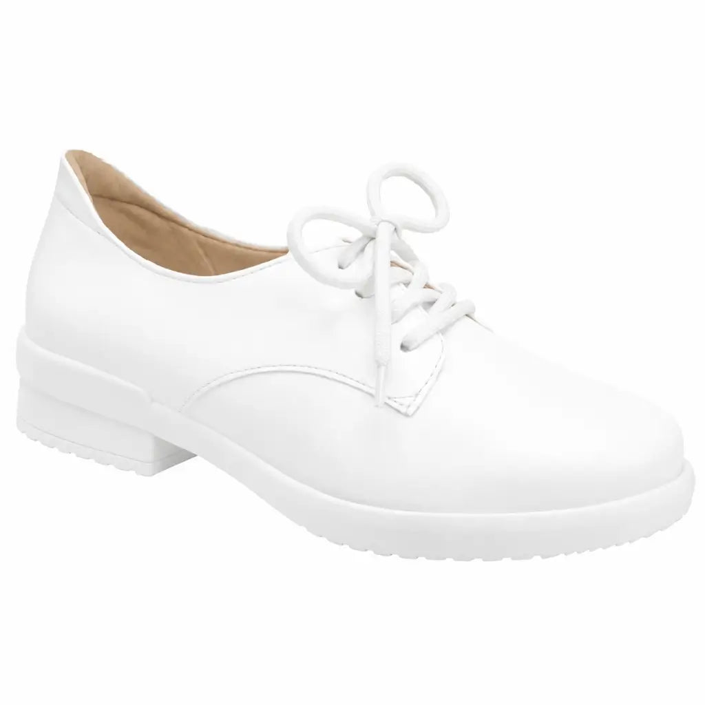 Sapato Feminino Branco Verniz