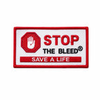 Patch retangular branco com borda vermelha; mão branca em octógono vermelho, STOP THE BLEED