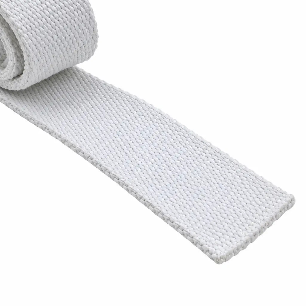 Cinto Para Calça Branco fita branca têxtil enrolada em cilindro com faixa estendida