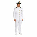 Homem em uniforme naval branco com ombreiras pretas e galões dourados