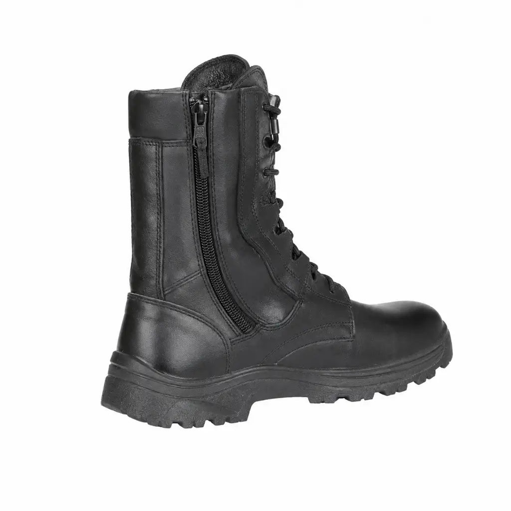 Coturno Tcs Preto Zíper Ca33519 cano militar preta com cadarços, zíper lateral e solado com tração