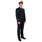 Homem em uniforme naval azul marinho visto de perfil, com âncora dourada no punho